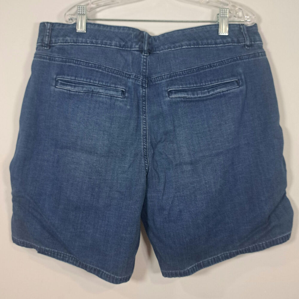 WHBM Outlet Women's Size 12 Soft Denim Shorts - Picture 2 of 6
